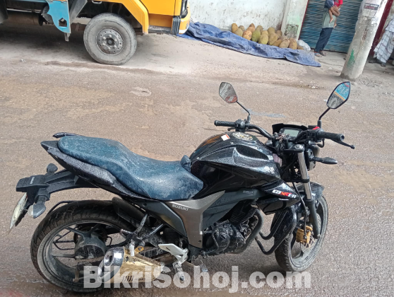 Suzuki Gixxer monotone